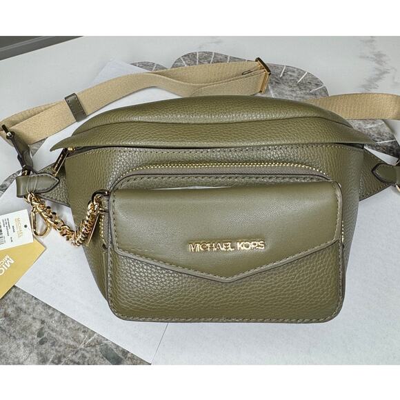 Michael Michael Kors - Large Pebbled Leather 2-in-1 Sling Pack - Picture 3 of 13